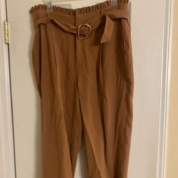 INC NWT Women's $89 Brown Saira High Waist Tapered Leg Belt Pockets Pants Sz 12 - Picture 1 of 11